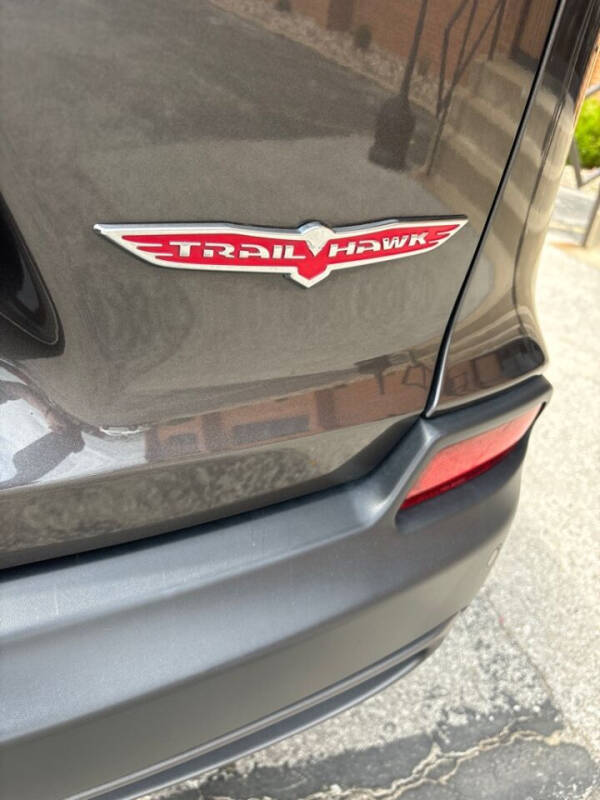 2019 Jeep Cherokee Trailhawk