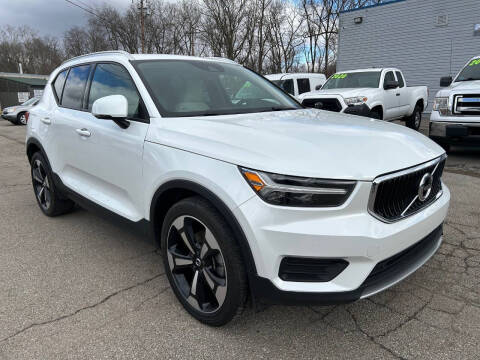 2022 Volvo XC40 for sale at Borderline Auto Sales LLC in Loveland OH