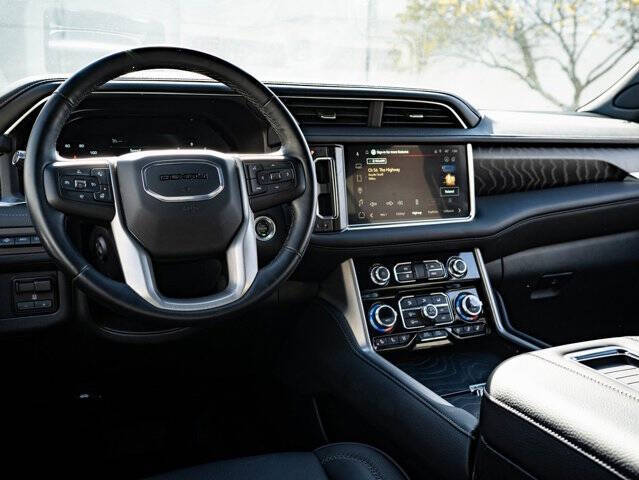 2024 GMC Yukon XL Denali