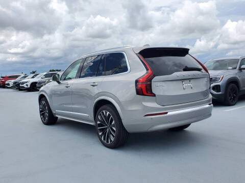 2025 Volvo XC90 B6 Core Bright Theme