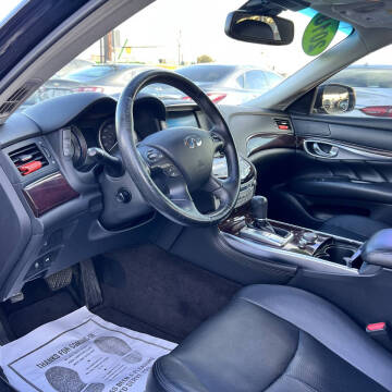 2018 Infiniti Q70 3.7 Luxe