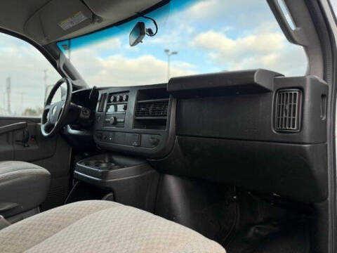 2017 Chevrolet Express 2500