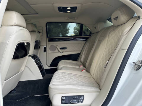 2018 Bentley Flying Spur V8