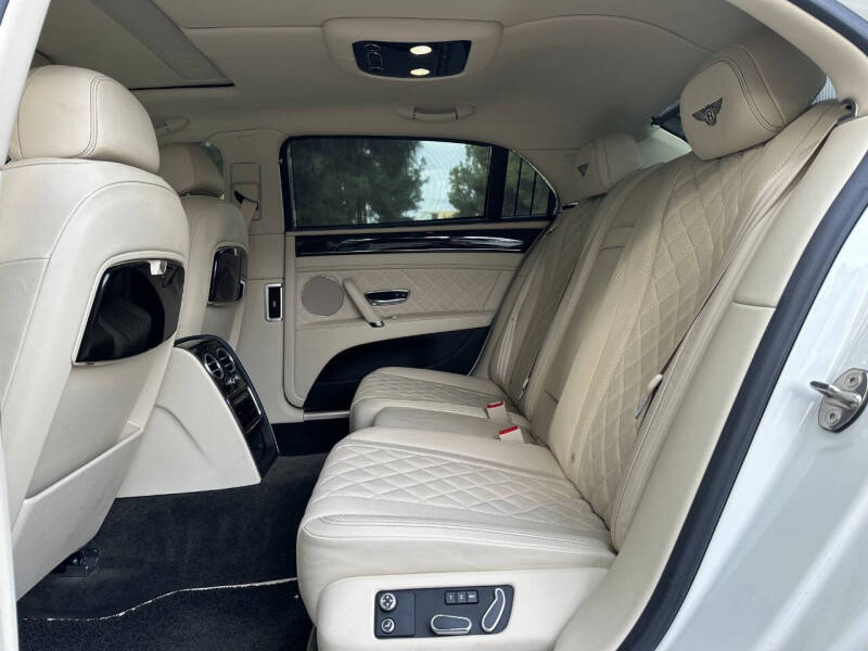 2018 Bentley Flying Spur V8