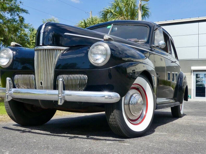 1941 Ford Deluxe