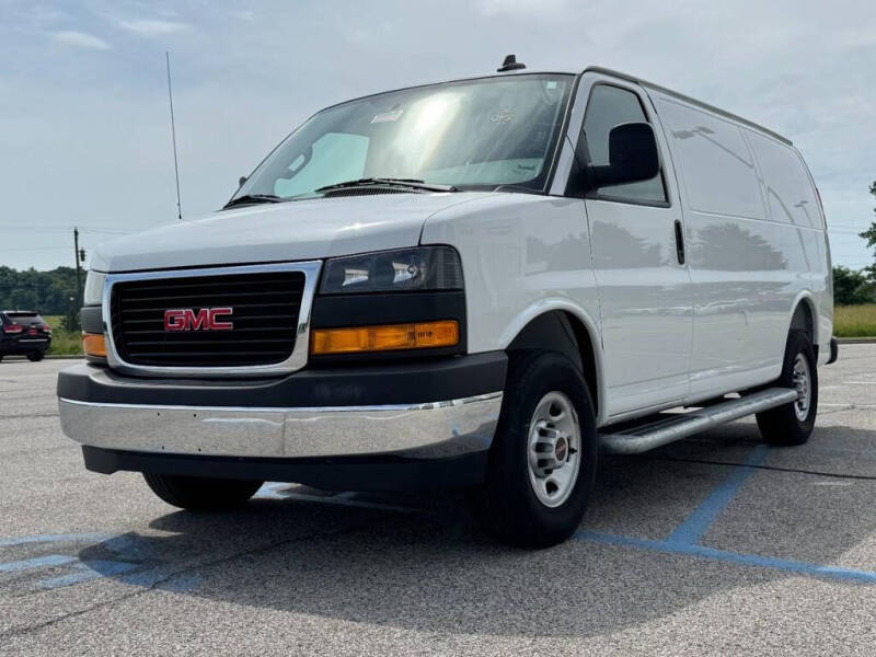 2025 GMC Savana 2500