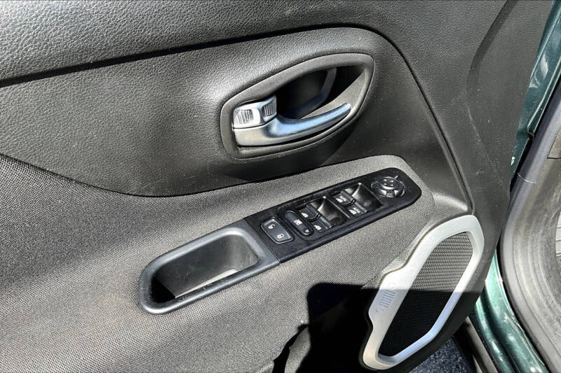 2021 Jeep Renegade Jeepster