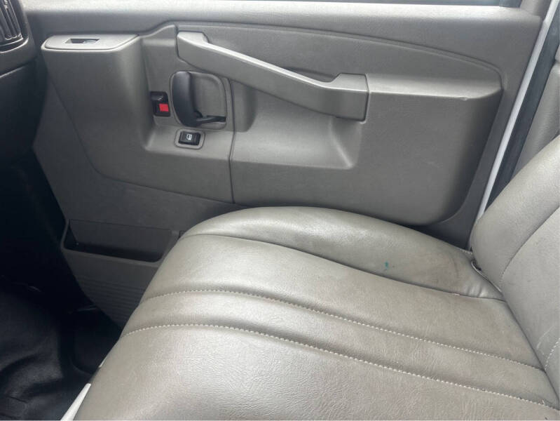 2020 Chevrolet Express 2500