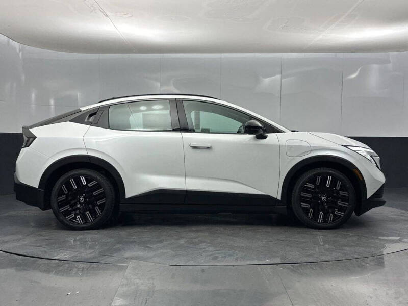 2026 Nissan LEAF Platinum+