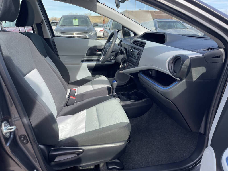 2012 Toyota Prius c Two