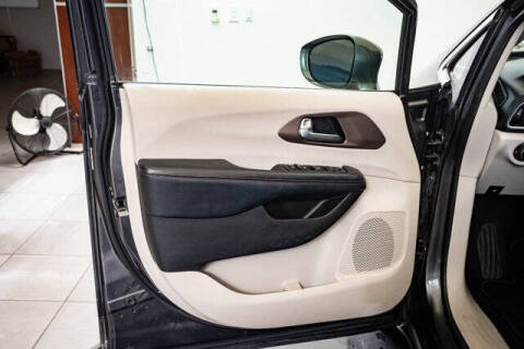 2019 Chrysler Pacifica Touring L