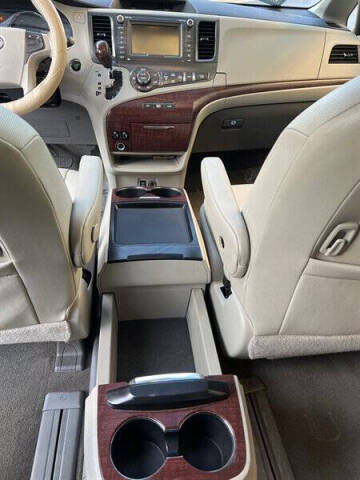 2011 Toyota Sienna Limited 7-Passenger