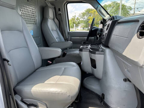 2014 Ford E-Series E-250