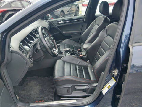2015 Volkswagen Golf GTI SE