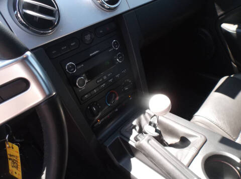 2009 Ford Mustang GT Deluxe