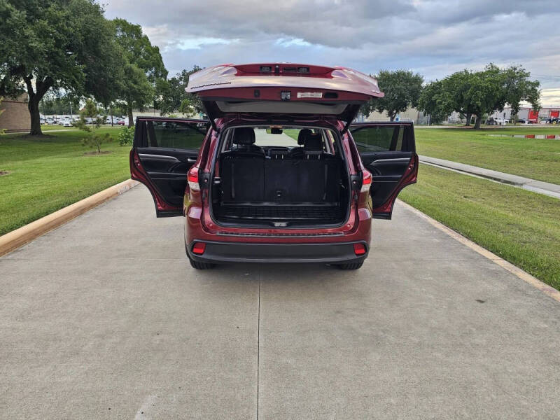 2017 Toyota Highlander