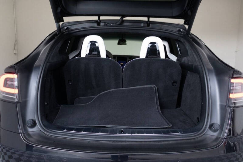 2017 Tesla Model X 90D