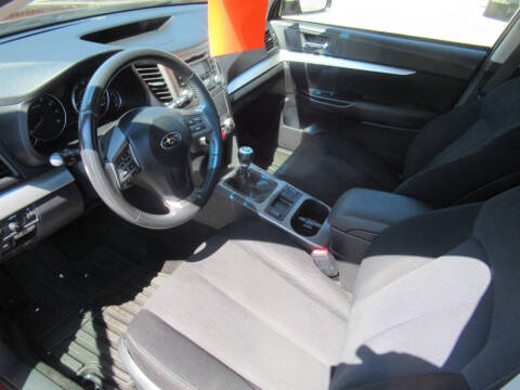 2013 Subaru Outback 2.5i Premium