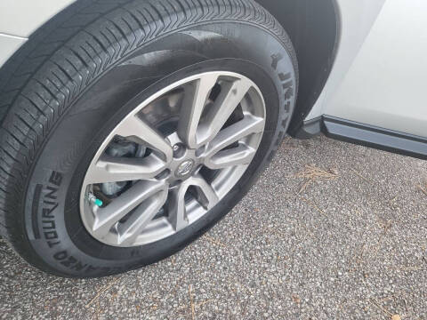 2015 Nissan Pathfinder SV