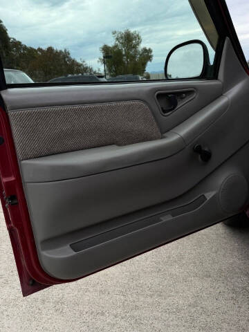 1996 Chevrolet S-10 LS