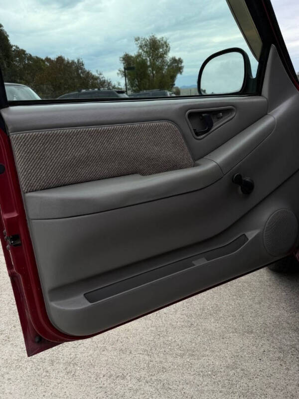 1996 Chevrolet S-10 LS