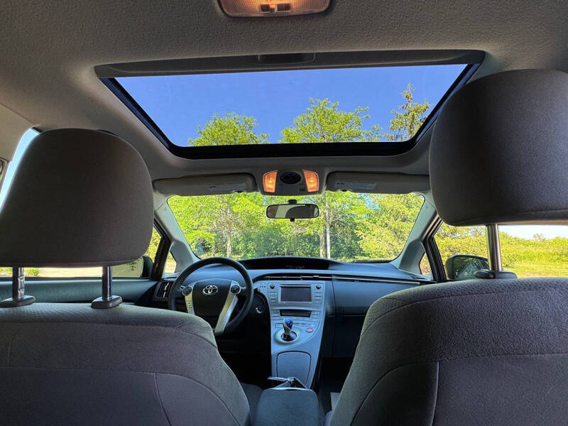 2014 Toyota Prius Three