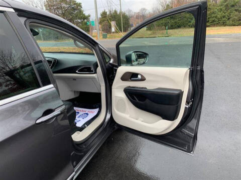 2019 Chrysler Pacifica Touring L