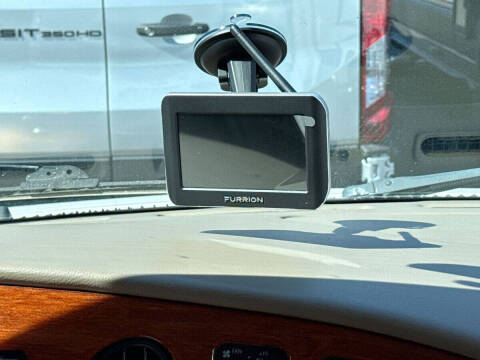 2005 Ford E-Series E-350 SD