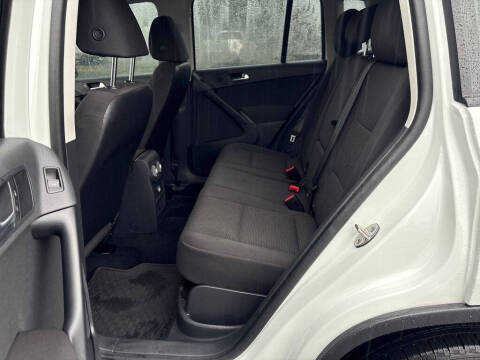 2018 Volkswagen Tiguan Limited 2.0T 4Motion