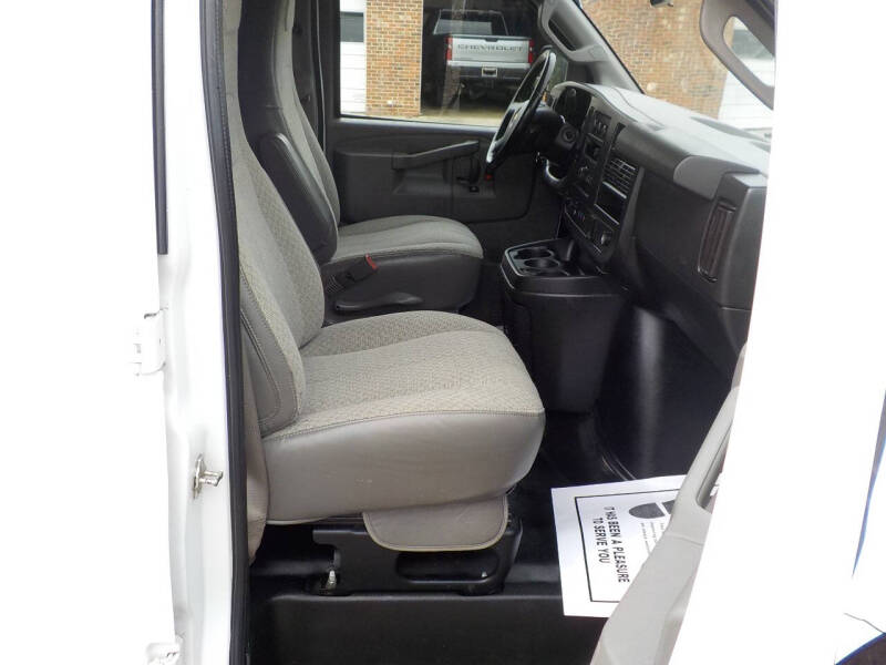 2021 Chevrolet Express 2500