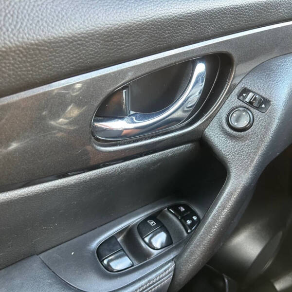 2017 Nissan Rogue