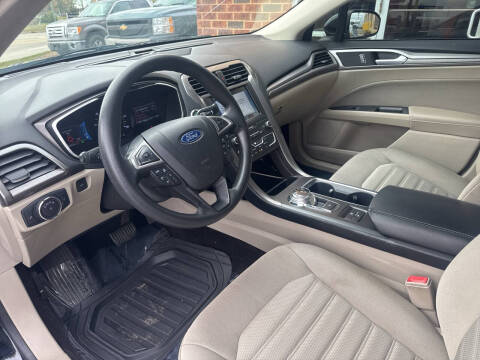 2019 Ford Fusion Hybrid SE