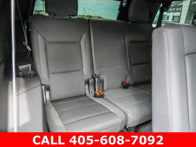 2024 GMC Yukon SLE