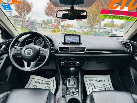 2015 Mazda MAZDA3 i Grand Touring