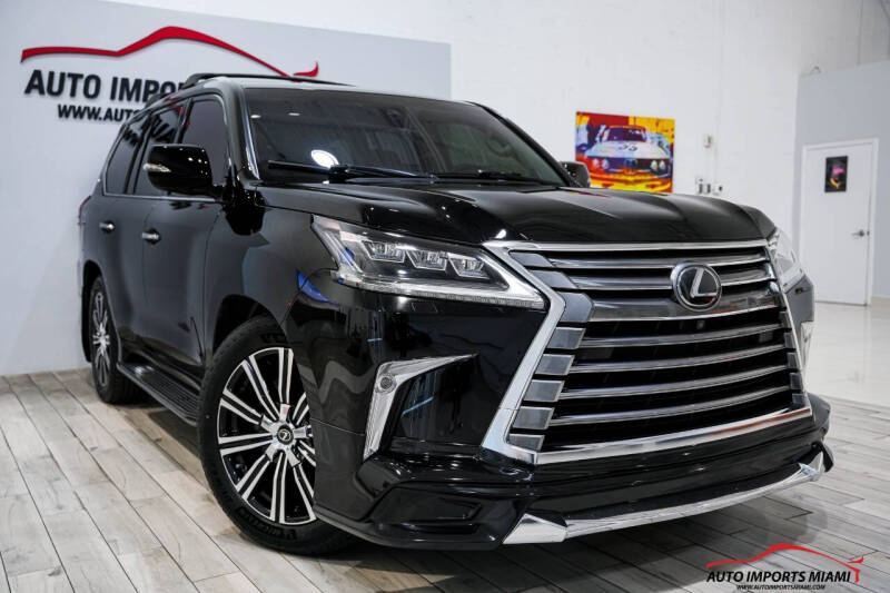 2021 Lexus LX 570 Three-Row