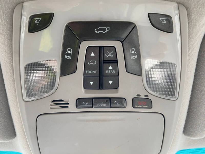 2012 Toyota Sienna Limited 7-Passenger