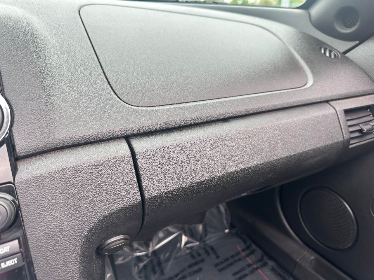 2008 Saturn SKY 44