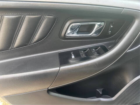 2011 Ford Taurus SEL