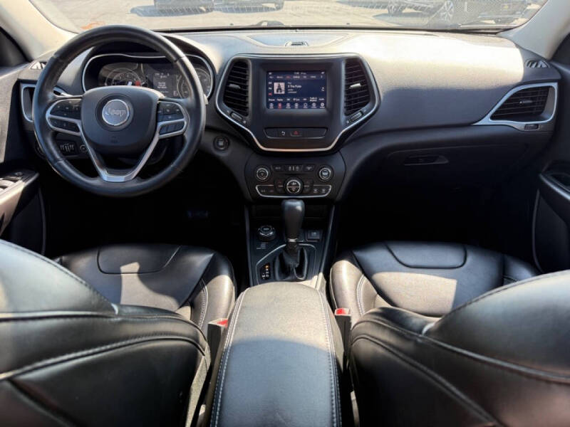 2019 Jeep Cherokee Latitude Plus