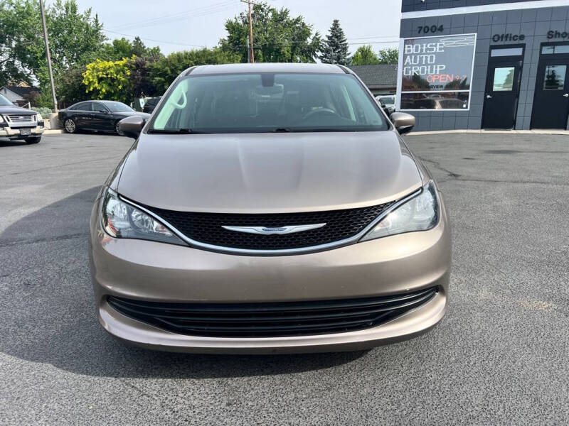 2017 Chrysler Pacifica Touring