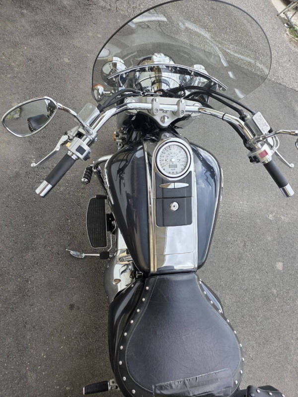 2006 Suzuki Boulevard