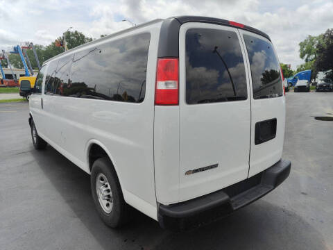 2017 Chevrolet Express LS 3500