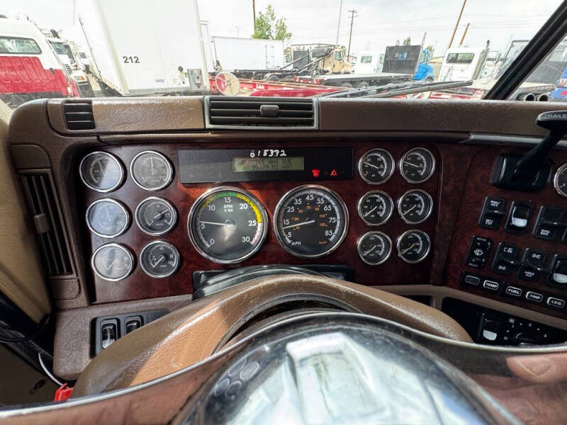 2007 Freightliner Coranado 132 ARI Legacy II Condo Sleeper