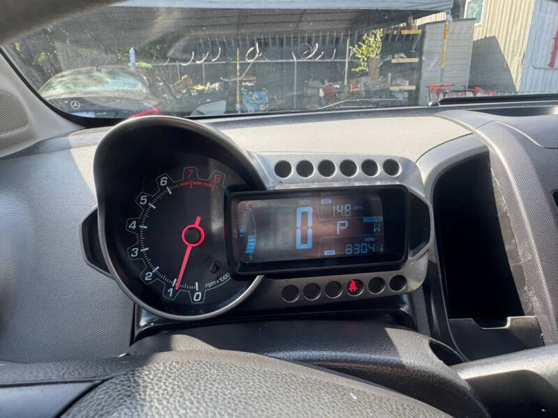 2013 Chevrolet Sonic LS Auto