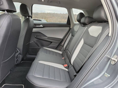 2023 Volkswagen Taos SEL 4Motion