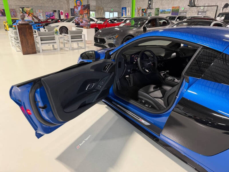 2023 Audi R8 5.2 V10 performance