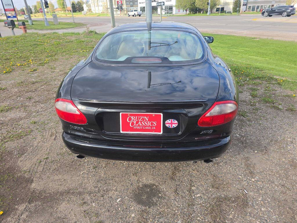 1997 Jaguar XK8 9