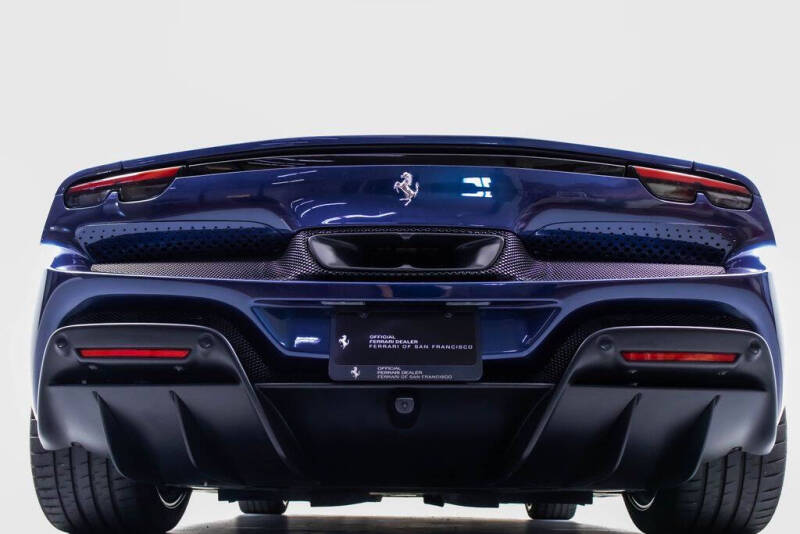 2024 Ferrari 296 GTS
