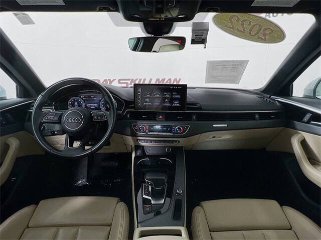 2022 Audi A4 quattro S line Prem Plus 45 TFSI