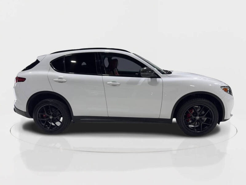 2020 Alfa Romeo Stelvio Sport